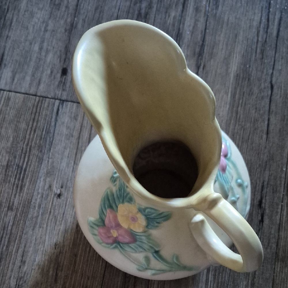 HULL POTTERY